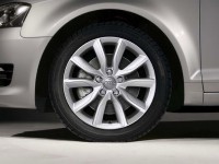 ORIGINÁLNÍ LITÁ KOLA 17" PRO AUDI A3, A3 cabrio