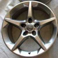 ORIGINÁLNÍ LITÁ KOLA 18" pro Opel