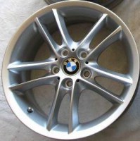 ORIGINÁLNÍ LITÁ KOLA 18" PRO BMW E87, E46