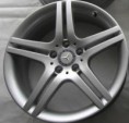 ORIGINÁLNÍ LITÁ KOLA 18" pro Mercedes C, E-Class